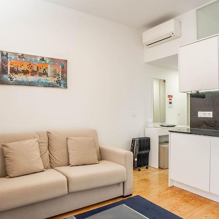 Home At Porto - Aliados Apartments Екстер'єр фото